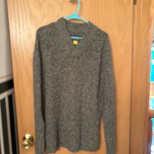 Cabelas V Neck Sweater